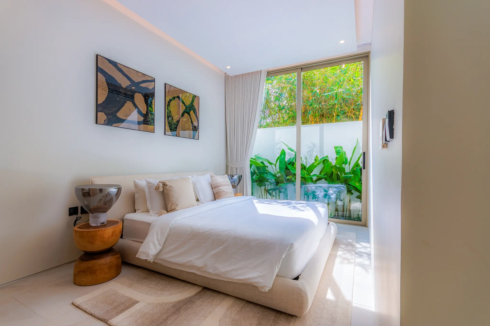 4 Bedroom Spacious Balinese Style villa in Layan