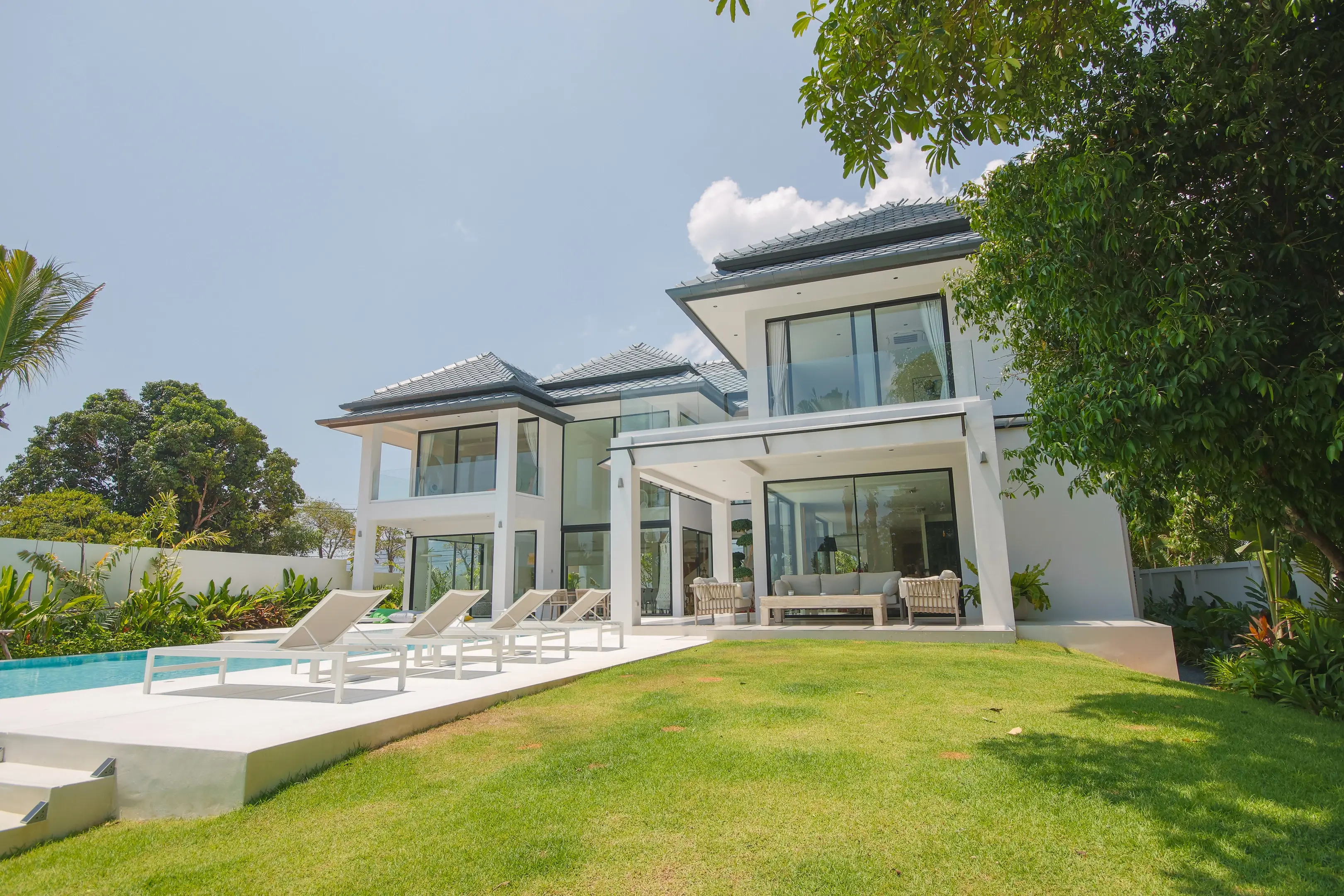 Elegant 5 Bedroom Golf Course Villa in Laguna, Phuket