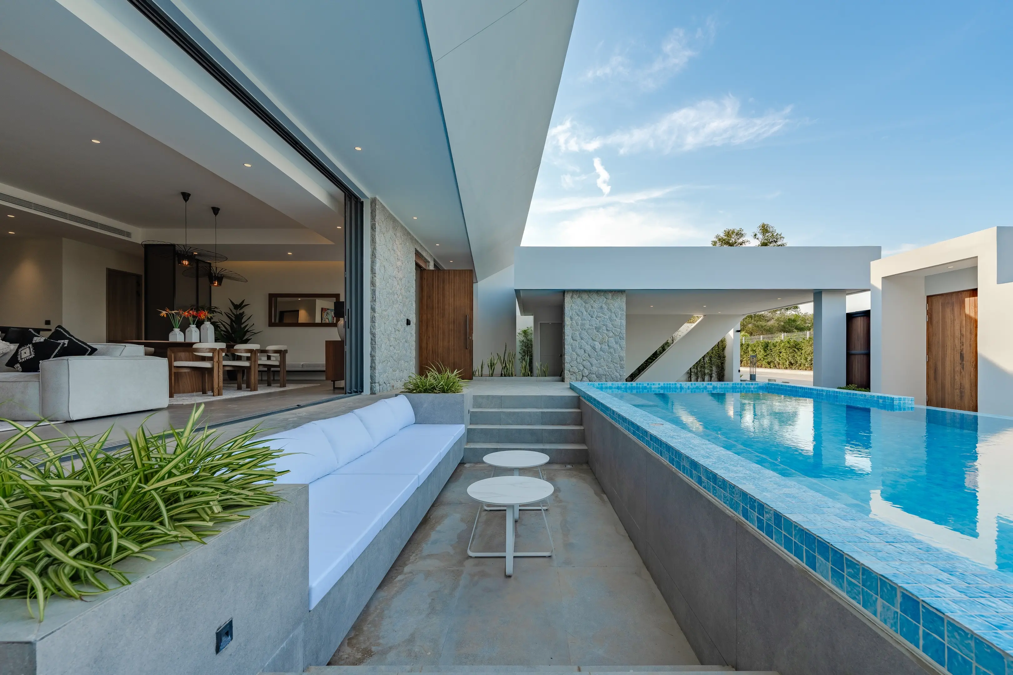 Contemporary 3-Bedroom Resale Villa in Cherngtalay, Phuket