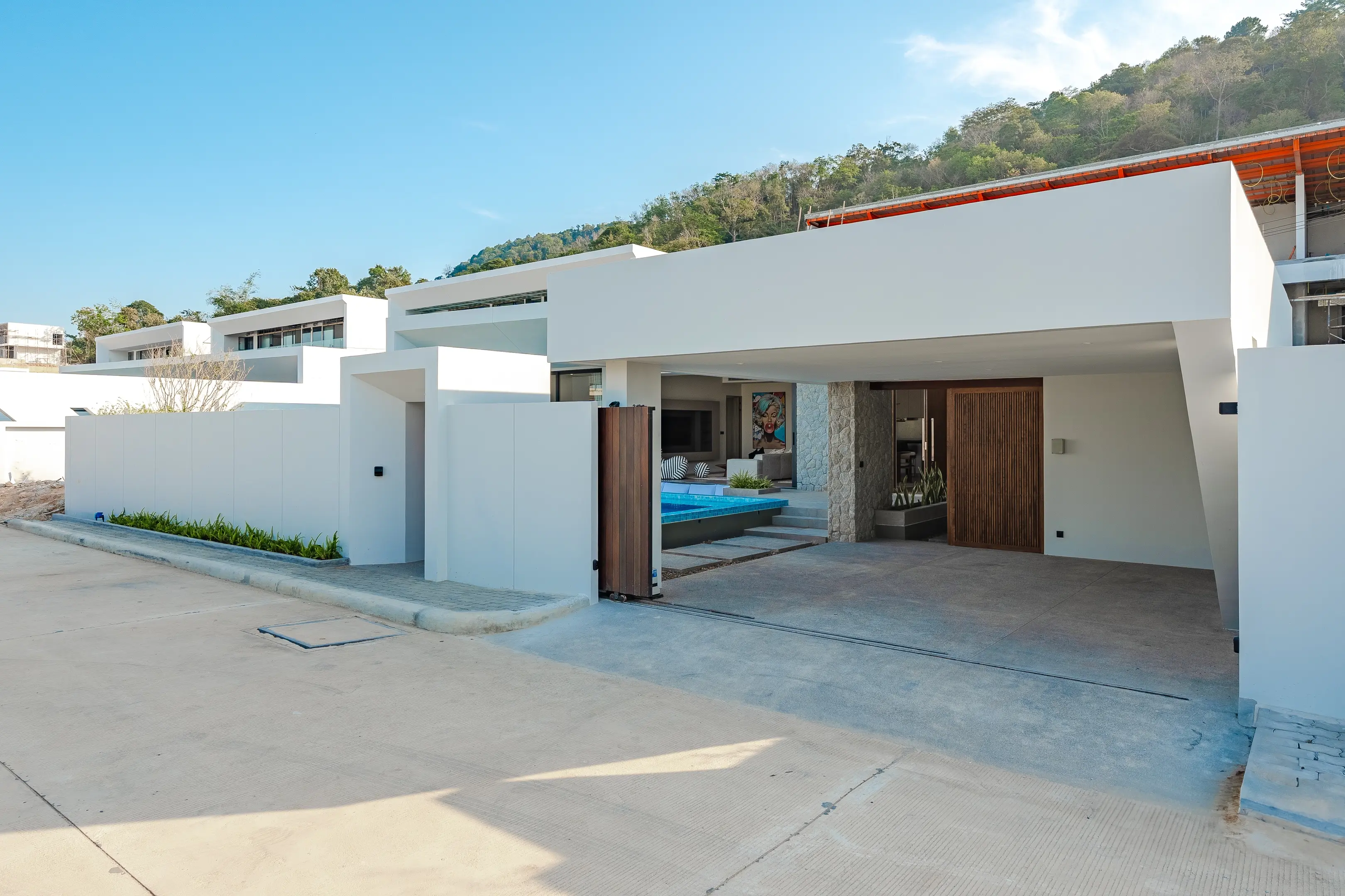 Contemporary 3-Bedroom Resale Villa in Cherngtalay, Phuket