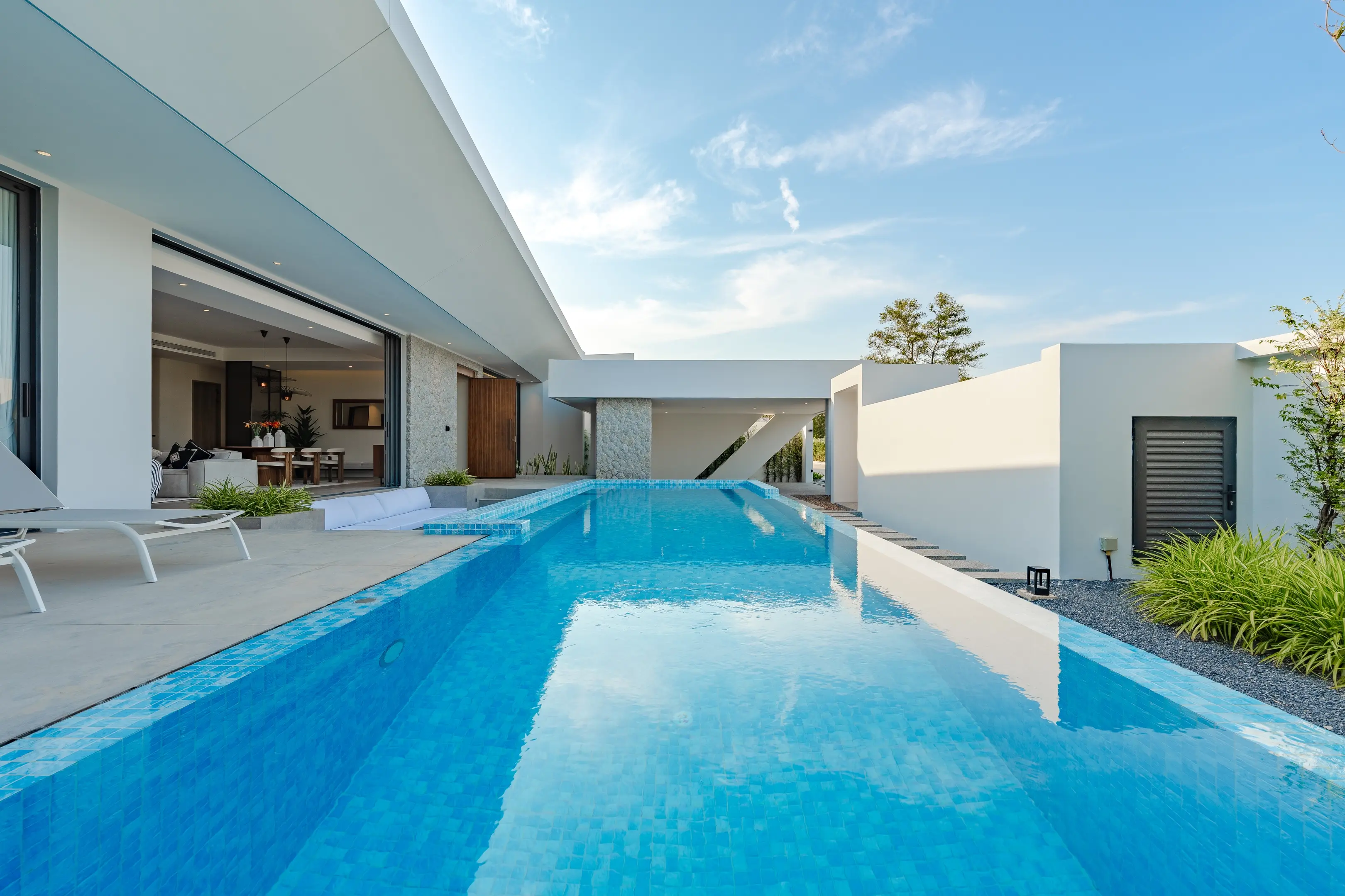 Contemporary 3-Bedroom Resale Villa in Cherngtalay, Phuket